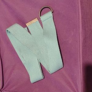 Light turquoise canvas belt